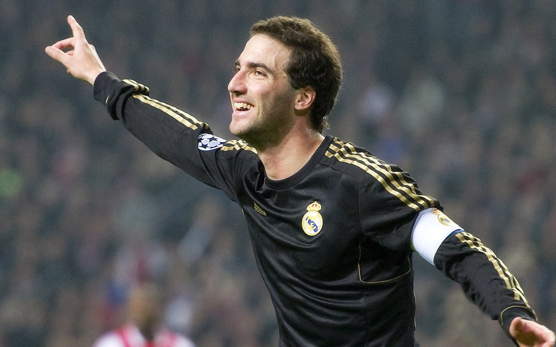 绝杀“传奇战士”：最后一刻点燃全场的英雄，传奇战士刺杀剑术